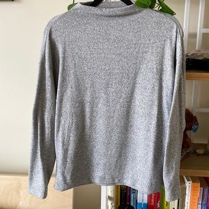 Uniqlo Mock Neck Long Sleeve sweater